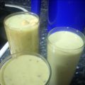 Batido de frutas con avellanas