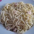 Pasta con gambas y nata