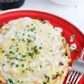 Pastel de papas al horno con salsa roquefort[...]