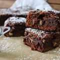 BROWNIE DE CHOCOLATE NEGRO Y NUECES