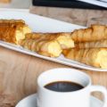 Cañitas fritas con crema pastelera