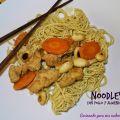 Noodles con pollo y almendras