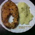 Salmón adobado con puré de patatas