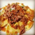 Raviolis de setas con rabo de toro estofado al[...]