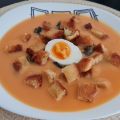 Crema de boniato con setas, huevo y picatostes