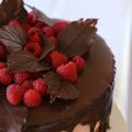 TARTA MOUSSE DE CHOCOLATE Y FRAMBUESAS