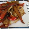 Filetes de pescado a la plancha con verduras