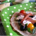 Wrap con salmón y salsa tártara
