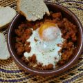 Cazuela de picadillo de carne con huevo
