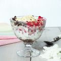 Trifle de galletas oreo con granada y chocolate[...]