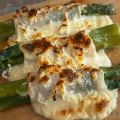 Espárragos verdes gratinados