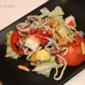 ENSALADA DE GULAS, AJETES,AGUACATE, PIÑONES Y[...]