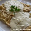RAVIOLIS DE REQUESÓN CON NUECES AL ROQUEFORT
