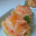Patatas rellenas de pipirrada y  salmón