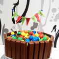 MAXI POST TARTA TANQUE Y CUP CAKE VARIADOS,[...]
