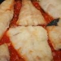 PESCADILLA FRESCA CON SALSA DE CEBOLLETAS