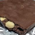 TURRÓN DE CHOCOLATE CON ALMENDRA