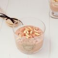 Mousse ligera de queso fresco con chocolate y[...]