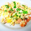 Revuelto de gambas al ajillo y salmón ahumado