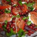 Ensalada de brotes tiernos con granada, salmón[...]