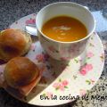 Crema de verduras a mi estilo y panecillos[...]