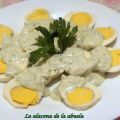 HUEVOS AL ROQUEFORT