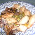 Chipirones a la plancha con ensalada de tomates