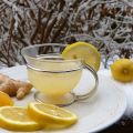 LIMONADA DE JENGIBRE Y MENTA FRESCA