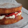 Tarta Victoria rellena de fresas bañadas en[...]