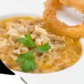 Arroz con lentejas y cebollas en tempura