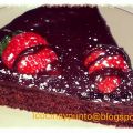 Tarta de chocolate y fresas