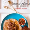 Panceta crujiente sobre pan plano con picadillo[...]