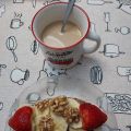 DESAYUNO CON PAN Y FRUTA