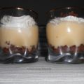 Vasitos de tiramisu con brownie