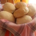 PANECILLOS DE PAN BLANCO CON POOLISH DE YOGUR