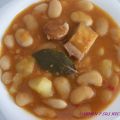 ALUBIAS DE LA GRANJA CON PANCETA Y CHORIZO