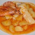 Patatas con bacalao y gambas