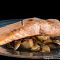 Salmón al horno y champiñones