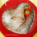 Bizcocho esponjoso sin gluten con limón y fresas