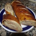 * Pan de jamón serrano y queso brie