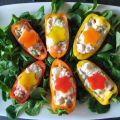 Entrantes de mini pimientos rellenos