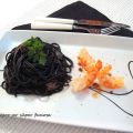 Espaguetis negros de sepia con langostinos