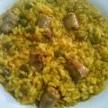 ARROZ CON SALCHICHAS FRESCAS