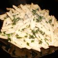Plumas con crema de queso cheddar y espinacas...