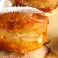 Bombas con crema de manzana