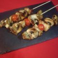 Brochetas de pollo marinado con champiñones y[...]