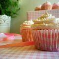 Minicupcakes de vainilla para el bautizo de[...]