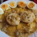 Medallones de merluza con patatas y huevo