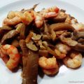 Setas al ajillo con gambas
