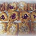 CANASTILLOS DE HOJALDRE CON UVAS Y FRUTAS DEL[...]
